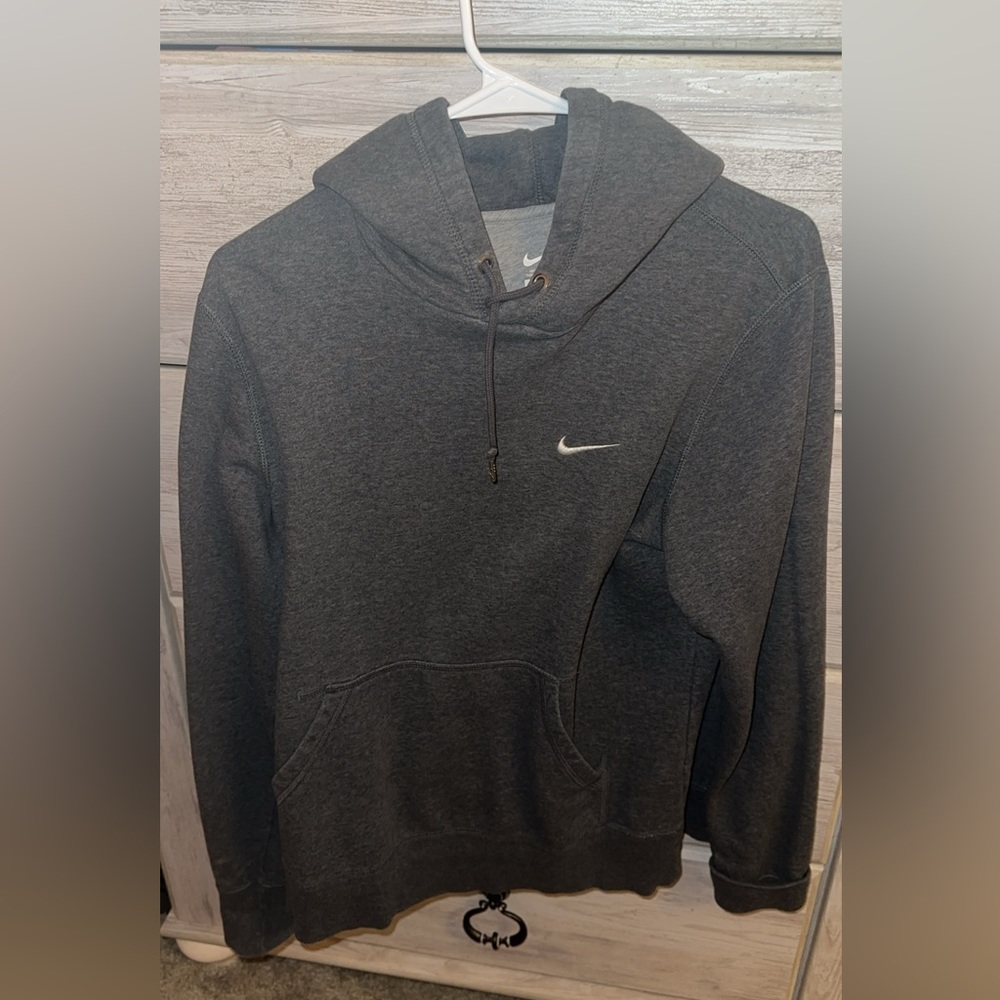 Nike sweatshirt